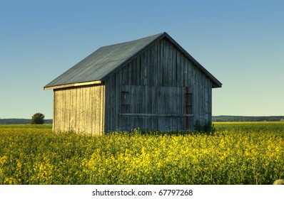 A finnish old barn /Country barn