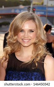 Fiona Gubelmann At 