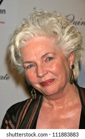 Fionnula Flanagan broadway