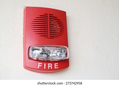 A Fire Alarm With Built In Strobe Light To Alert In Case Of Fire.