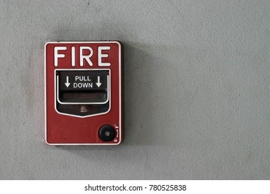 3,677 Fire alarm pull box Images, Stock Photos & Vectors | Shutterstock