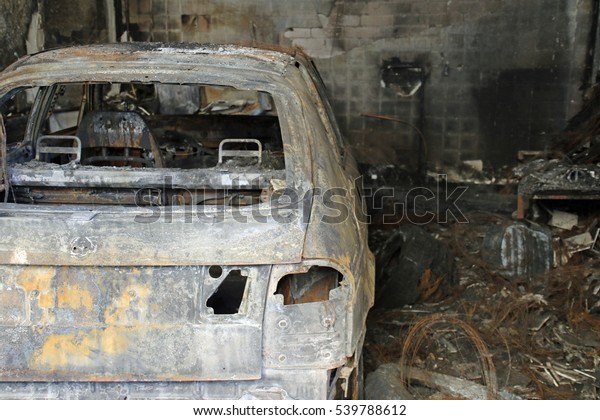 Fire\
destroyed an auto repair shop; this is what\'s\
left.
