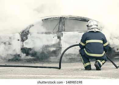 Fire Emergency Putting Out Fire Stock Photo 148985198 | Shutterstock