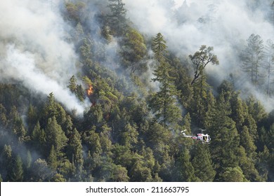 Fire Fighting Helicopter Surveys Lodge Fire, Northern California, August 2014