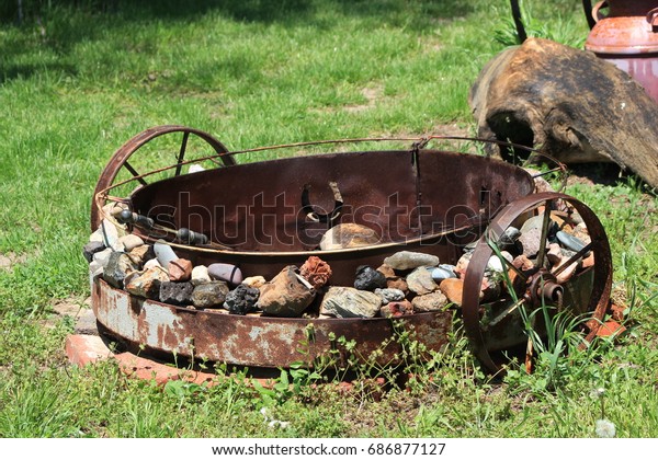 Fire Pit Shot Kansas Wagon Wheels Stock Photo Edit Now 686877127