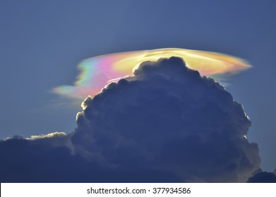 Fire Rainbow Cloud Phenomenon Natural Phenomenon Stock Photo 377934586 ...