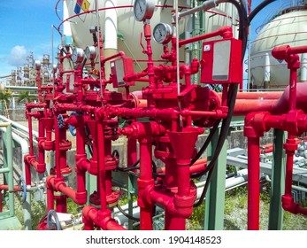 Fire Sprinklers In A Normal Petrochemical Plant