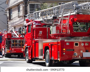 消防車 日本 Images Stock Photos Vectors Shutterstock
