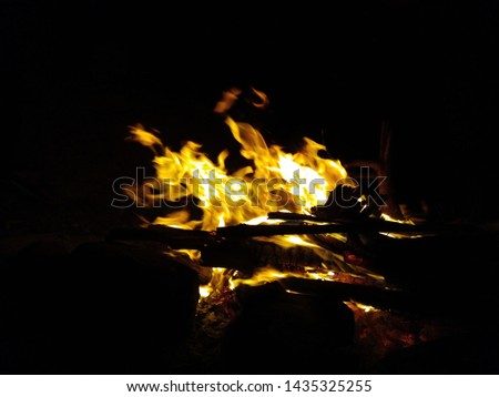 Firecamp at the night time