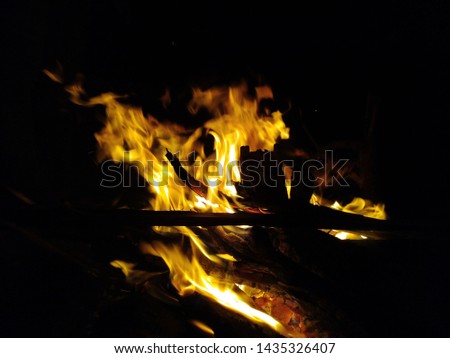 Firecamp at the night time