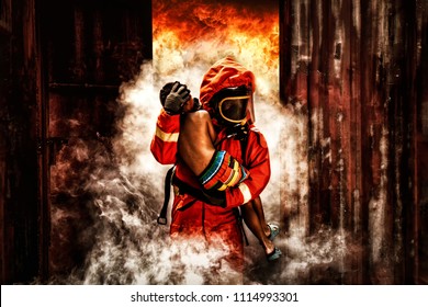 brandweerman redding., brandweerman lopen uit brandende gebouw en houd een kind te redden in zijn armen van brand incident.