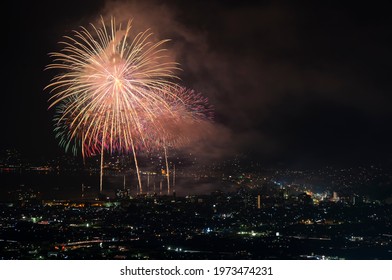 夏祭り 背景 イラスト の写真素材 画像 写真 Shutterstock