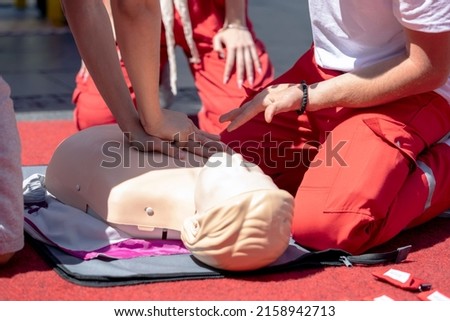 First aid and CPR - Cardiopulmonary resuscitation class