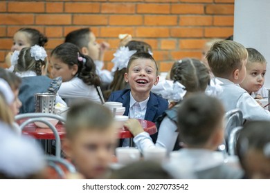 First Graders Eat In The School Cafeteria. Lunch In The Dining Room On September 1st. Moscow, Russia, September 2, 2019