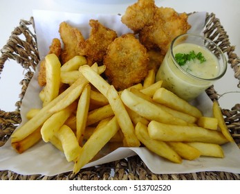 Fish Fried And French Fries With Cream Chip In Basket