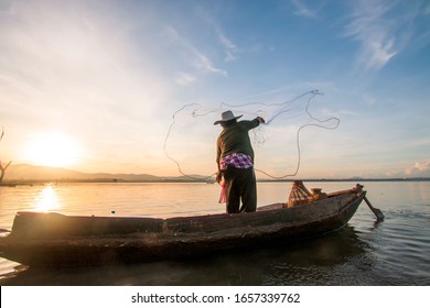 Fishermen fishing in the morning