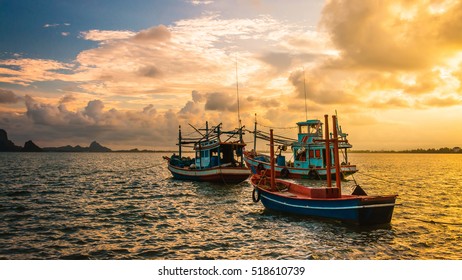 309 Boats piura Bilder, Stockfotos und Vektorgrafiken | Shutterstock