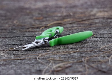 Fishing Hook Pliers With Green Handles