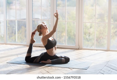 Fit Body Health Concept Sporty Girl Stock Photo 1556793518 | Shutterstock