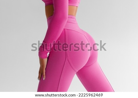 Fitness model in leggings