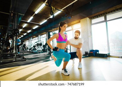 Fitnessstudio Trainer 库存照片 图片和摄影作品 Shutterstock