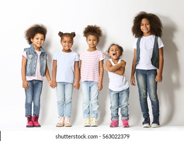 90,144 Little girl hairstyle Images, Stock Photos & Vectors | Shutterstock