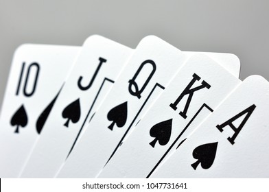 five-poker-cards-show-royal-260nw-1047731641.jpg