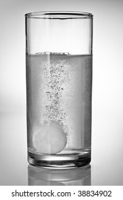 Fizzy Tablet In A Glass Of Water