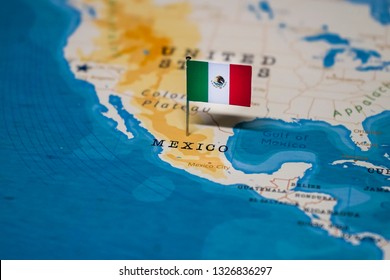 the Flag of mexico in the world map