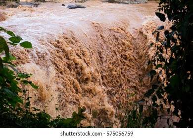 Flash Flood.focus Blur