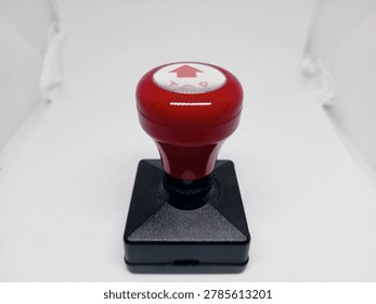 Flash stamp - is a modern automatic stamp that already has ink inside so it does not require an external ink pad and can be refilled.