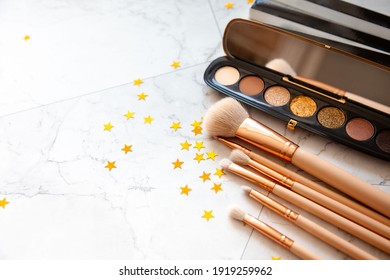 8,414 Workplace makeup Images, Stock Photos & Vectors | Shutterstock