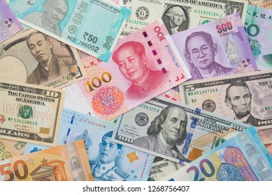 Chinese Yuan Indian Rupee Rate Images Stock Photos Vectors Shutterstock