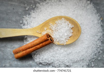 Flatlay of cinnamonrolls and salt 