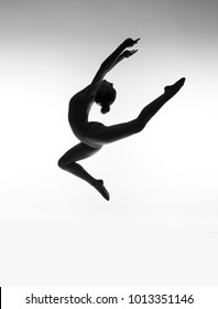 Flexible Girl Backlight Stock Photo 1013351146 | Shutterstock