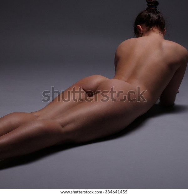 Nude Flexible Girls