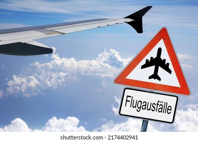Flight cancellations at the airport due to lack of staff or strike
				Translation: flight cancellations