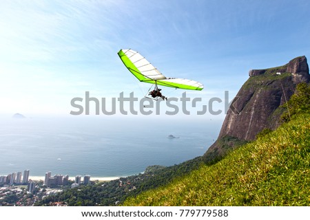 Flight of the hang glider in Pedra Bonita in Rio de Janeiro