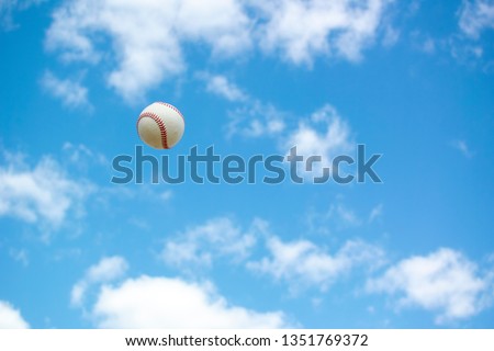 A fling baseball