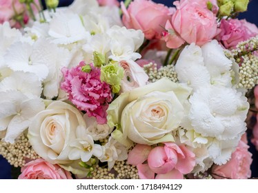 Fleurs D Anniversaire Images Photos Et Images Vectorielles De Stock Shutterstock