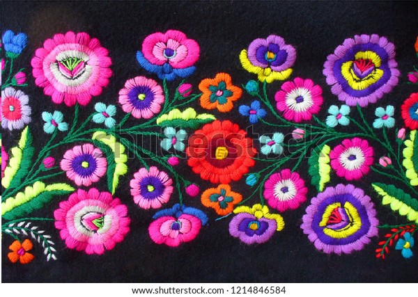 wool flowers pattern