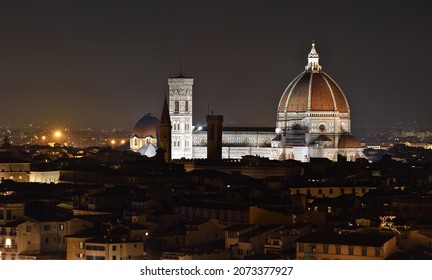 Florence, December 2020: Spectacular night view of the Cathedral of Santa Maria del Fiore seen from Piazzale Michelangelo. Italy