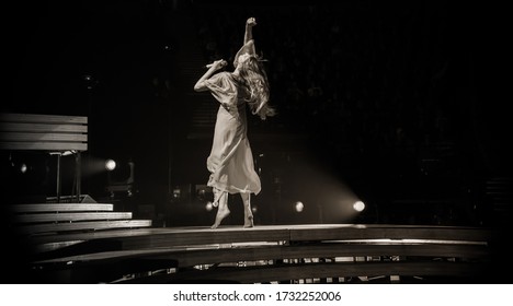 Florence Welch Hd Stock Images Shutterstock