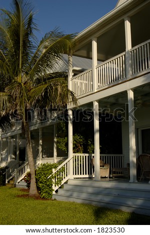 Florida Keys House With Balcony