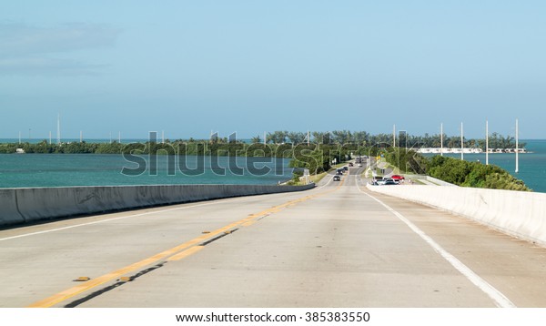 FLORIDA KEYS, USA - DEC 13, 2015:\
Traffic on Overseas Highway US 1 and Long Key, Florida Keys,\
USA