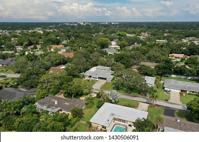 Florida Neighborhood Drone Photos - Lots Of Water And Green 