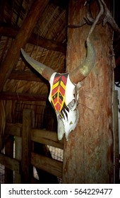 FLORIDA, USA - MARCH 22: Seminole Indian Hut On 22 March 1998 At Florida, USA. The Seminole Are The Native Tribe In Florida.