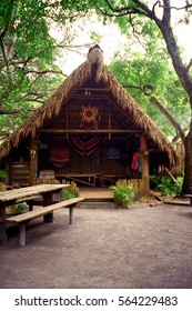 FLORIDA, USA - MARCH 22: Seminole Indian Hut On 22 March 1998 At Florida, USA. The Seminole Are The Native Tribe In Florida.