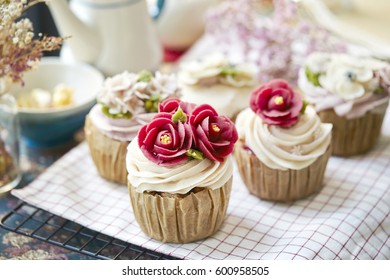 Flower Cupcake 