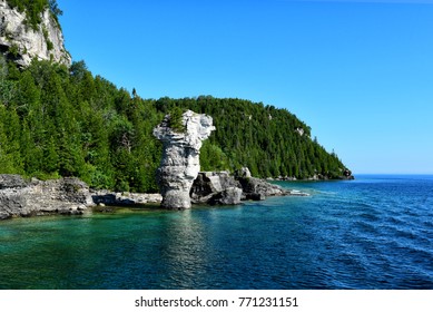 Flower Pot Island at Tobermory, Ontario - Shutterstock ID 771231151